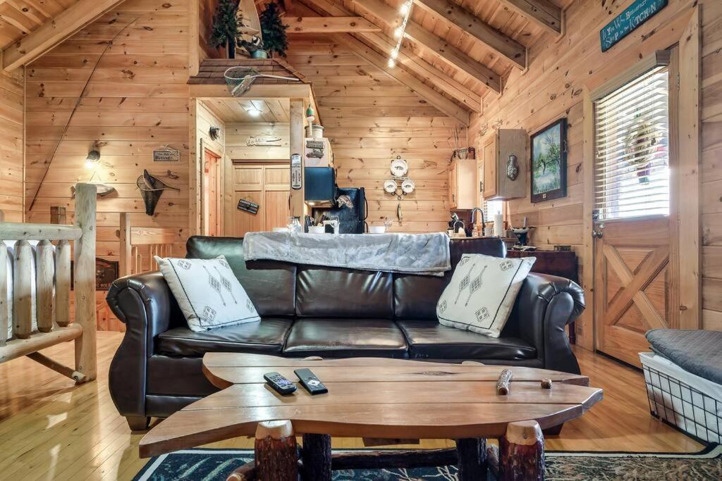 セバービル Spectacular Mtns Views With Private Hot Tub With Pool Table And Private Pondヴィラ エクステリア 写真