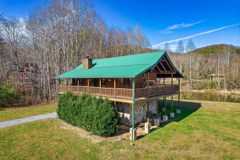 セバービル Spectacular Mtns Views With Private Hot Tub With Pool Table And Private Pondヴィラ エクステリア 写真