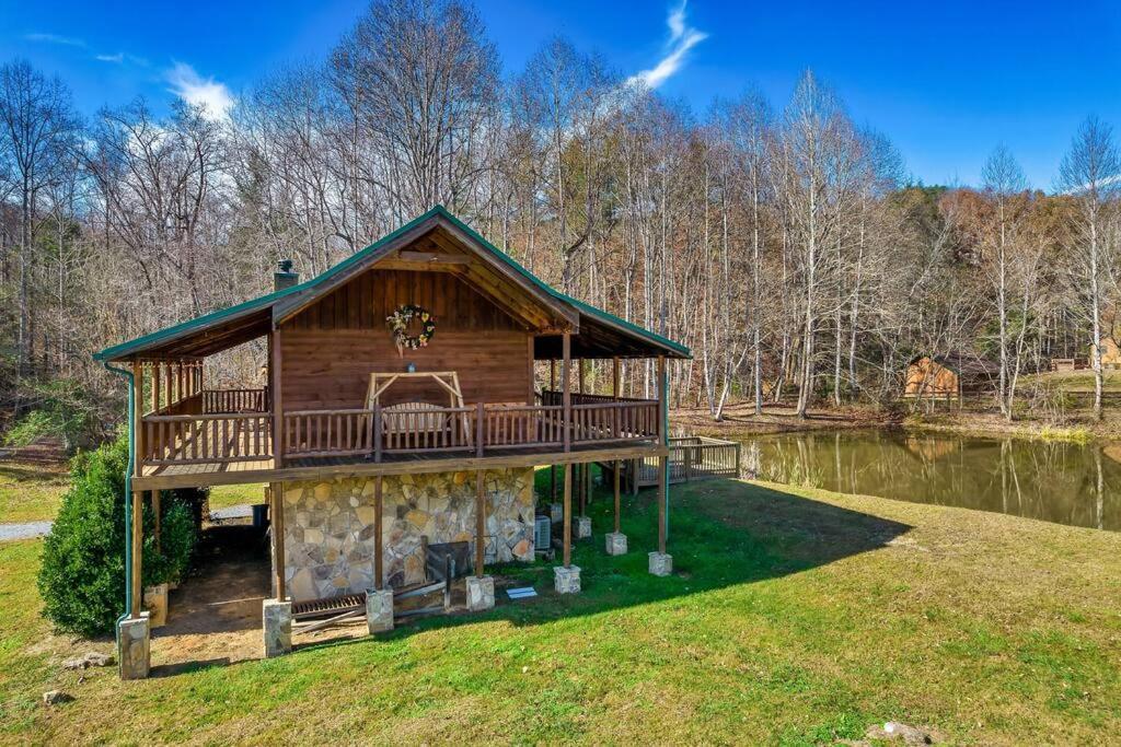 セバービル Spectacular Mtns Views With Private Hot Tub With Pool Table And Private Pondヴィラ エクステリア 写真