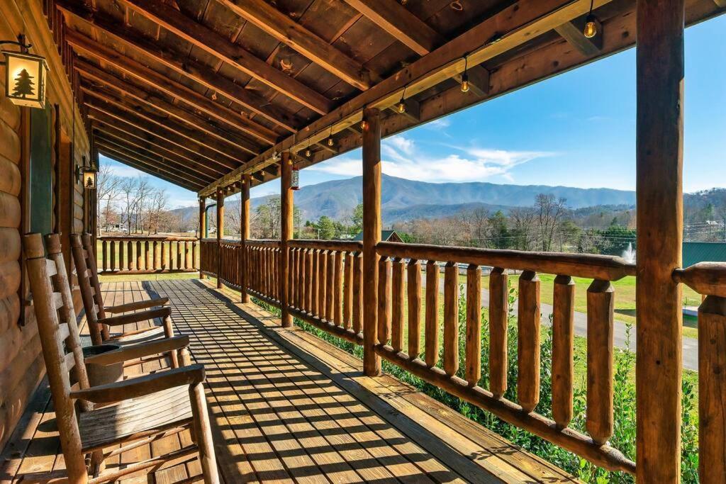 セバービル Spectacular Mtns Views With Private Hot Tub With Pool Table And Private Pondヴィラ エクステリア 写真