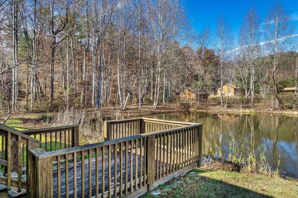 セバービル Spectacular Mtns Views With Private Hot Tub With Pool Table And Private Pondヴィラ エクステリア 写真