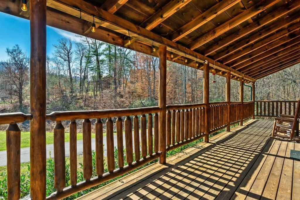 セバービル Spectacular Mtns Views With Private Hot Tub With Pool Table And Private Pondヴィラ エクステリア 写真